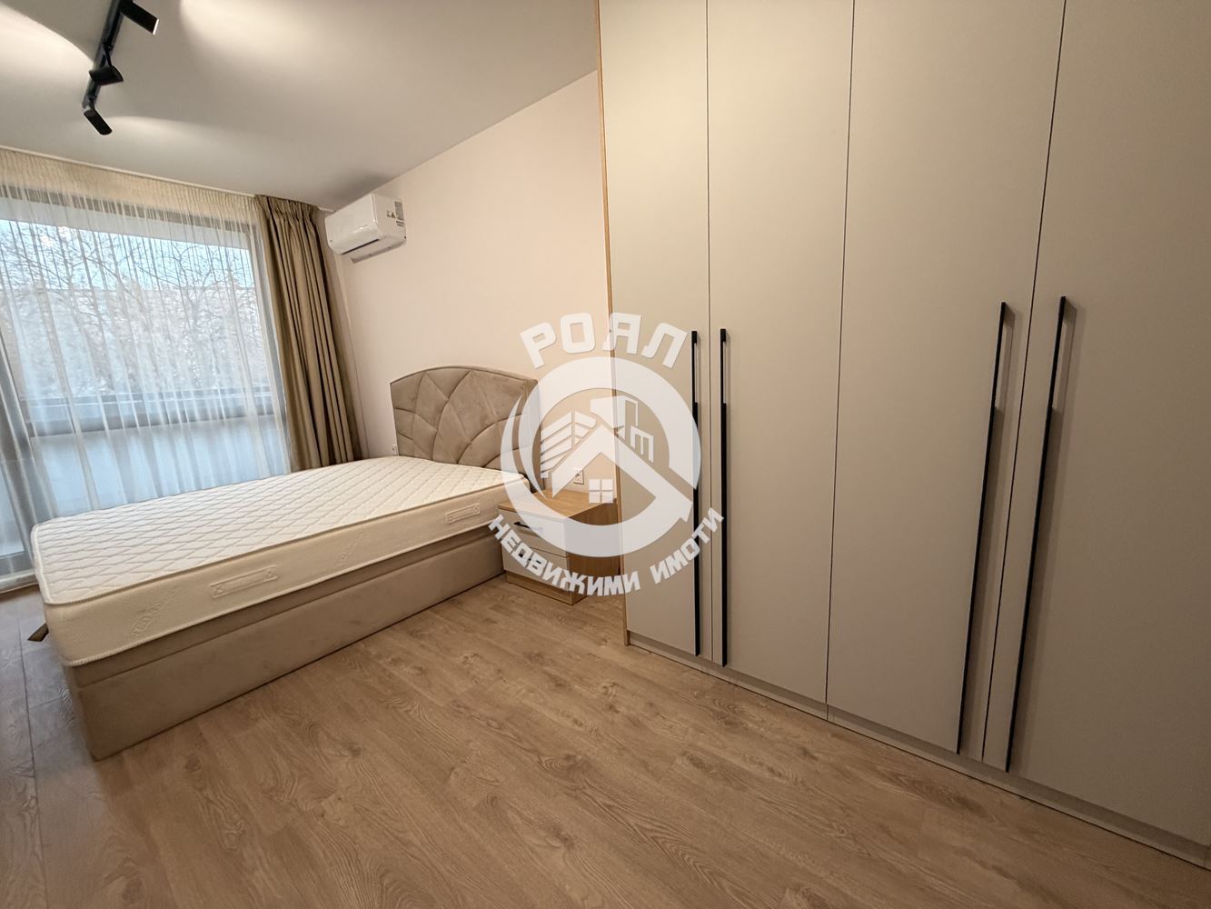 Двустаен обзаведен под наем до медицинския факултет ,Пловдив - 0