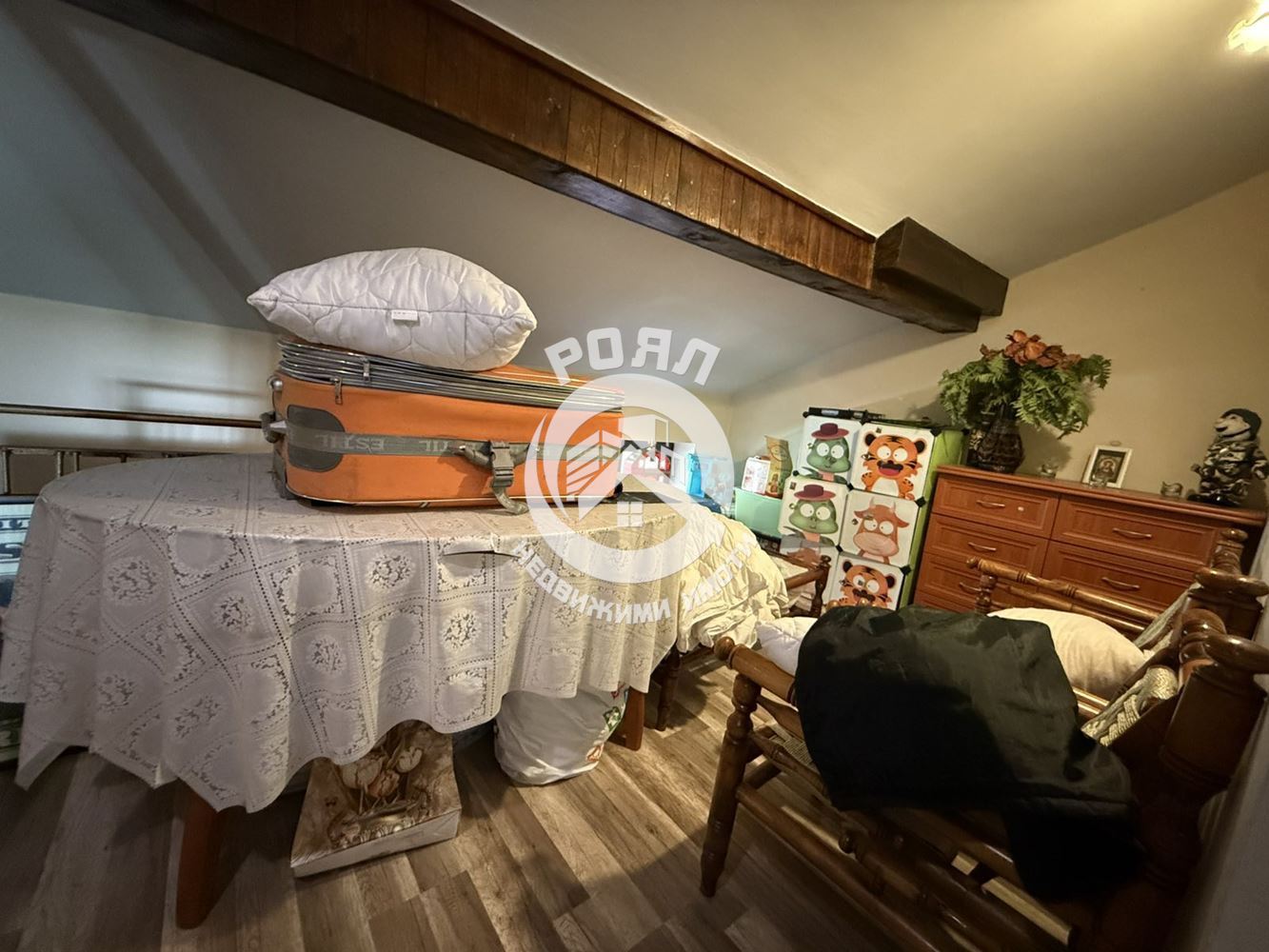 Роял имоти продава къща с двор в с. Дедово, обл. Пловдив - 0