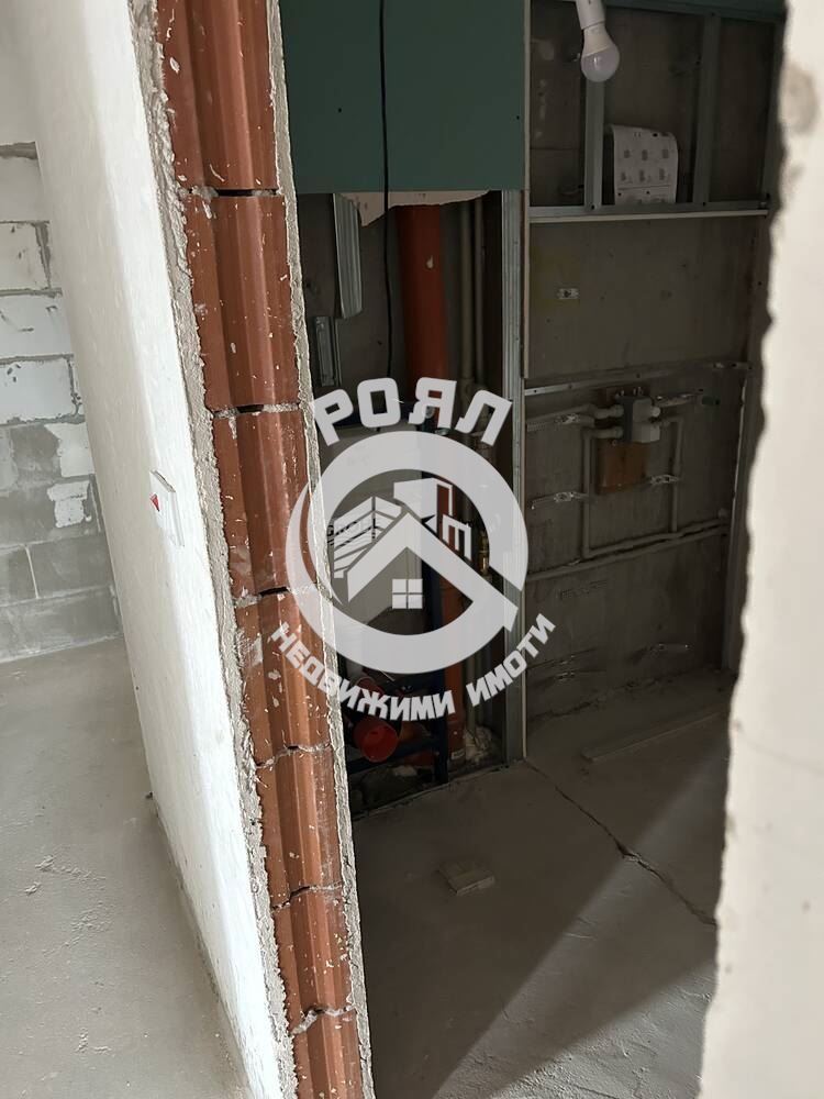 Роял Имоти продава тристаен апартамент в кв.Кършияка - 0