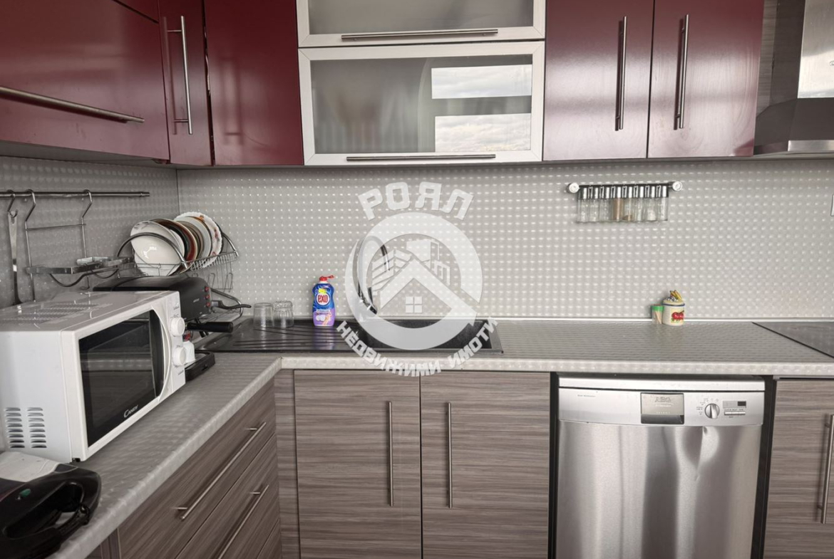 Роял имоти продава 3-стаен апартамент,гр Садово - 0