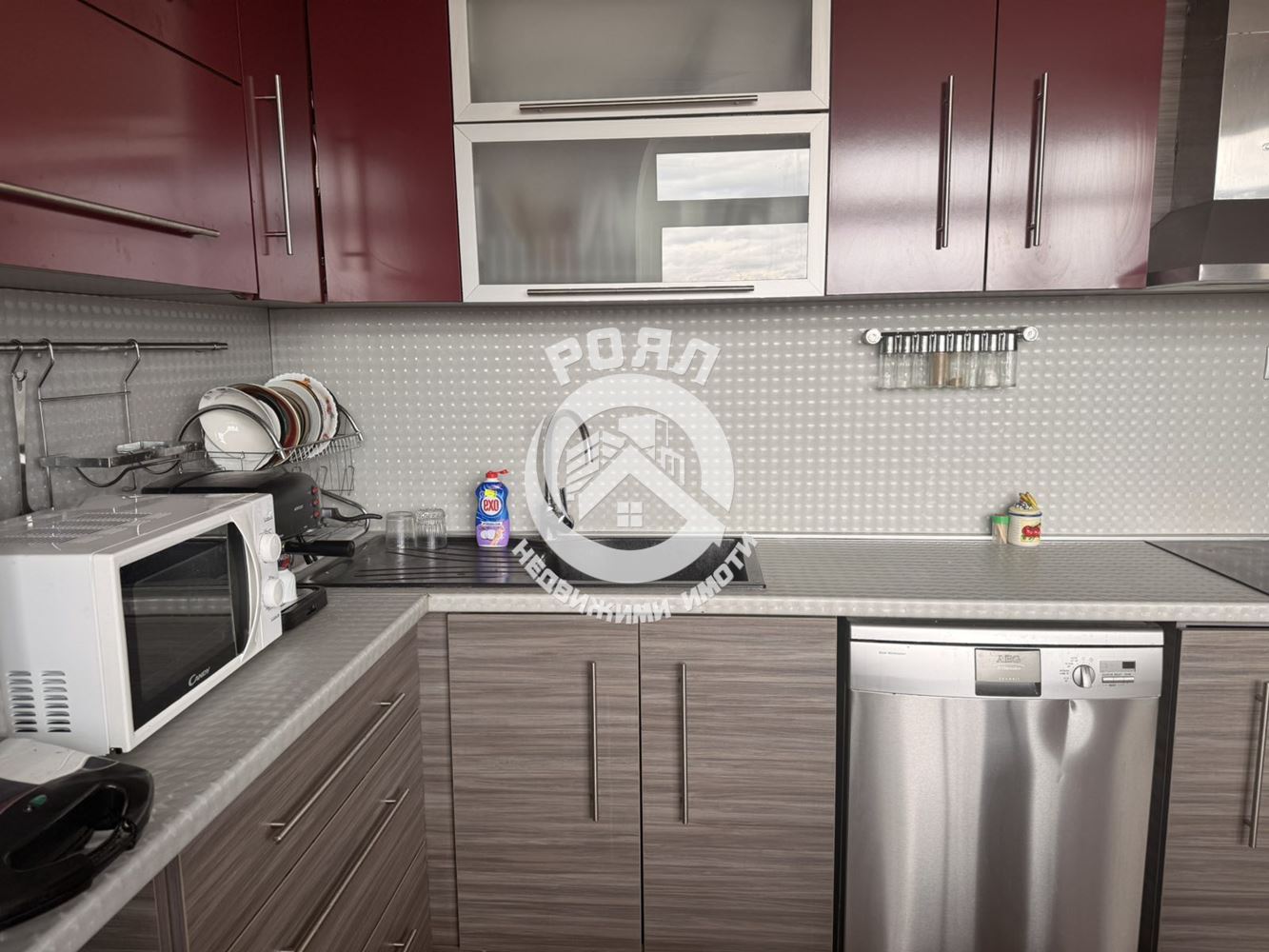 Роял имоти продава 3-стаен апартамент,гр Садово - 0