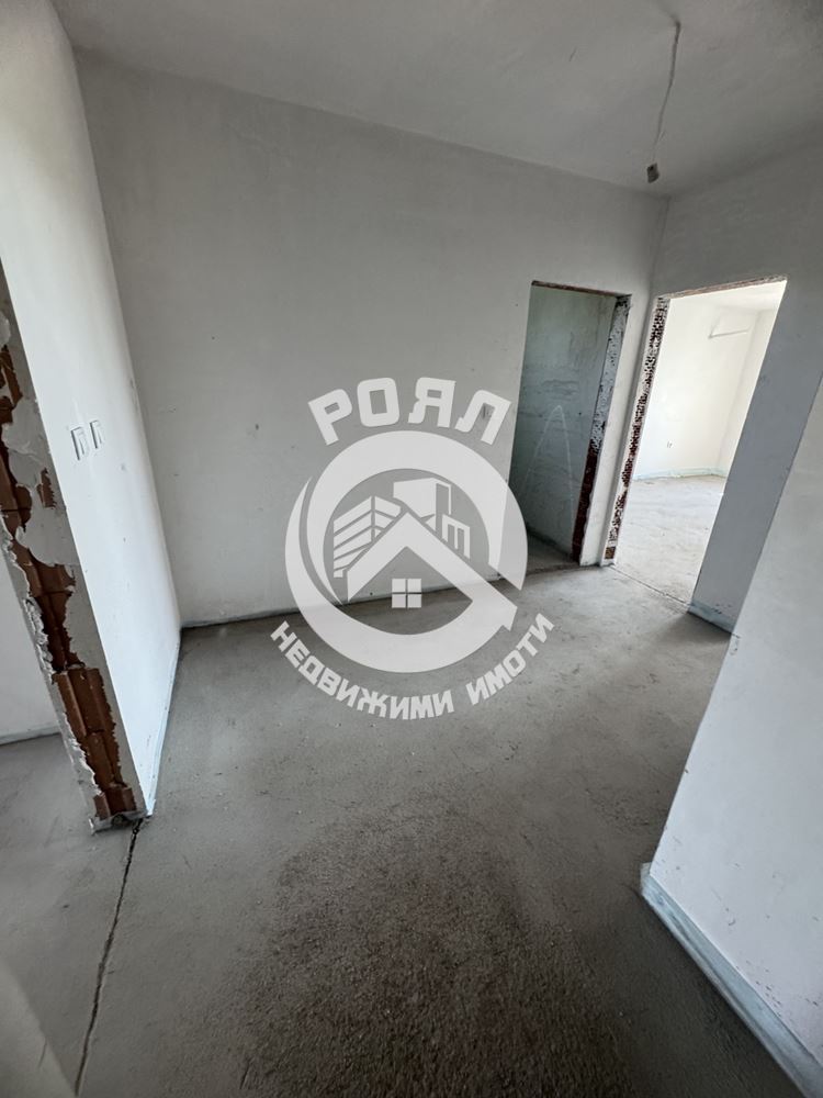 Роял имоти продава тристаен апартамент с АКТ 16 , Беломорски , Пловдив - 0