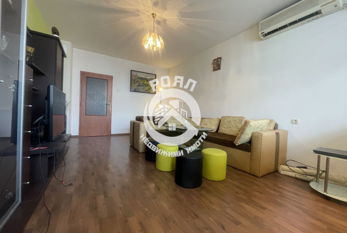 Роял имоти продава ЕКСКЛУЗИВНО тристаен апартамент, кв.Прослав!!!Напълно обзаведен!!!С Гараж и Паркомясто!!! - 0