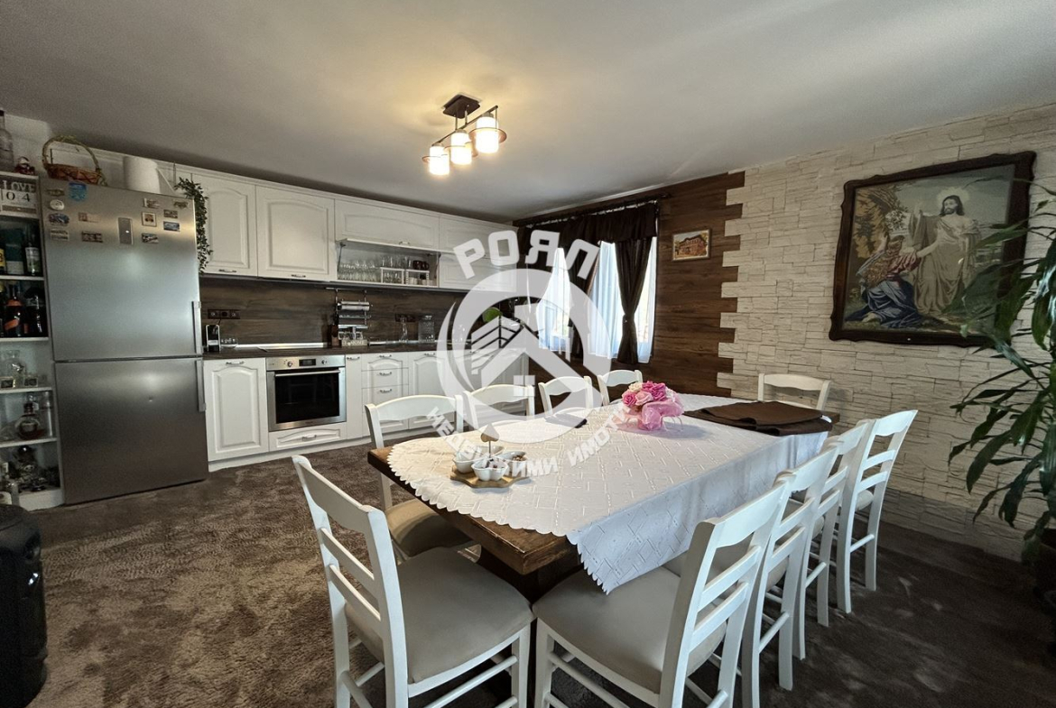 Роял Имоти продава Ексклузивно къща в гр.Копривщица - 0