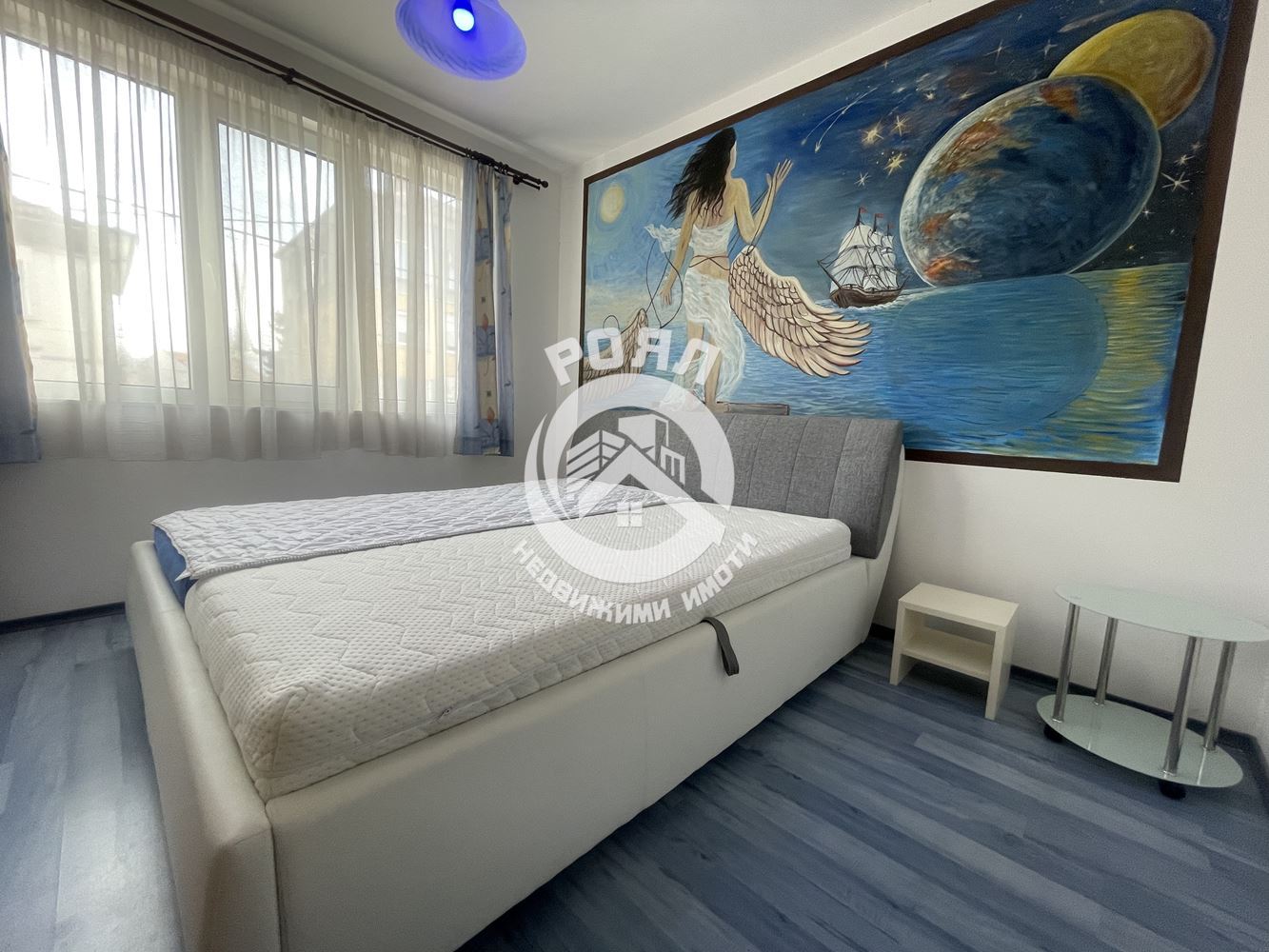 Роял имоти продава ЕКСКЛУЗИВНО тристаен апартамент, кв.Прослав!!!Напълно обзаведен!!!С Гараж и Паркомясто!!! - 0