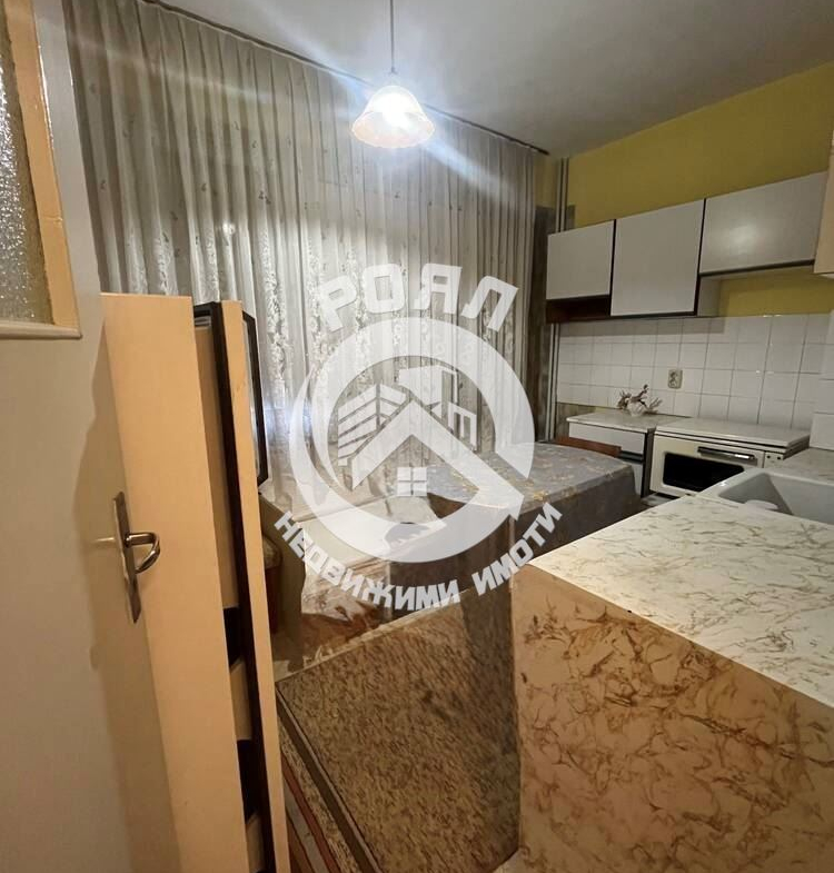 Роял имоти продава двустаен апартамент, кв.Изгрев, Пловдив - 0