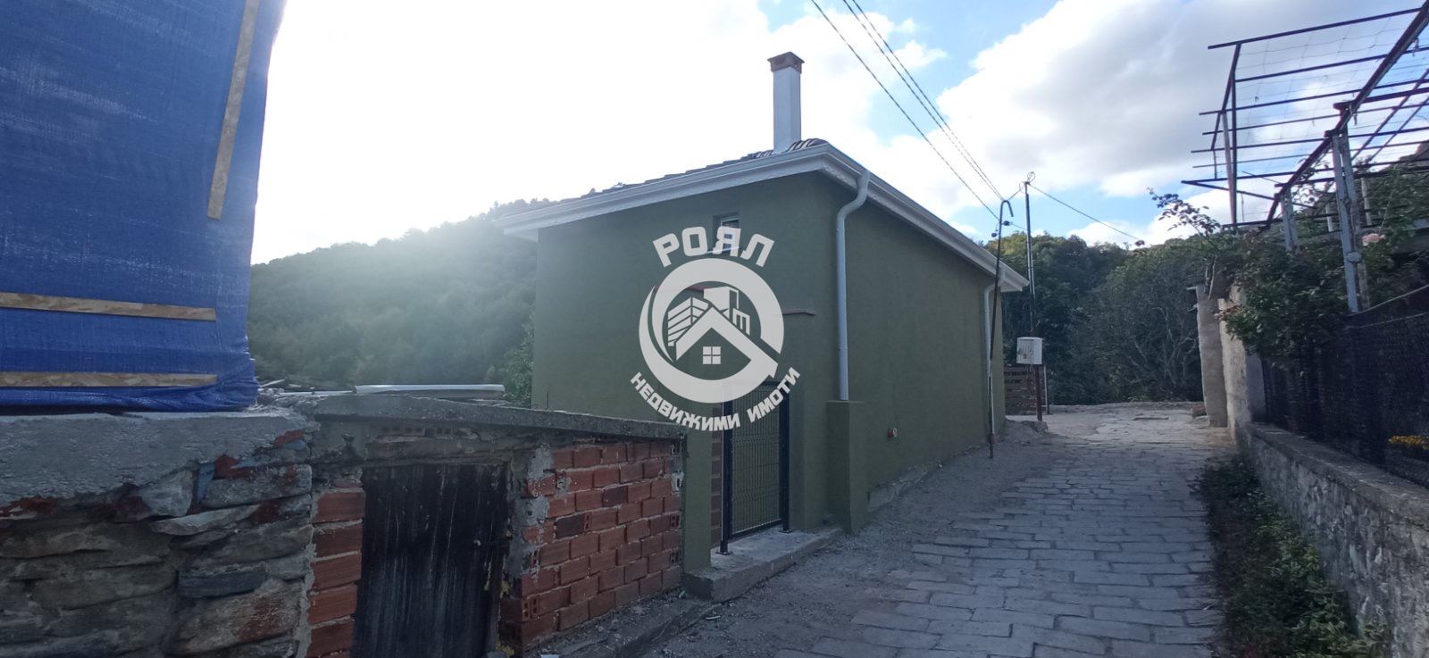 Роял имоти продава къща в село Руен, Пловдив - 0