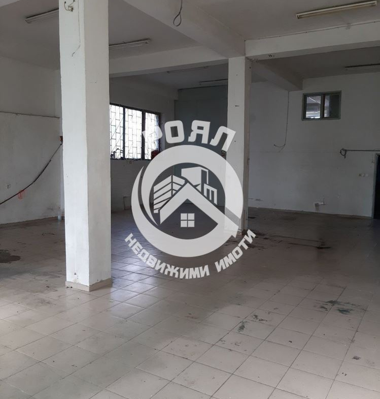 Роял Имоти дава под наем помещение за сервиз в кв. Х.Ботев - 0