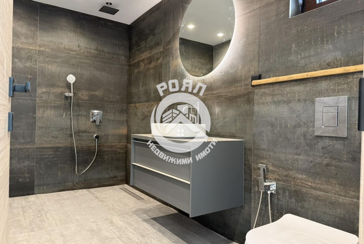 Роял имоти продава къща с панорамна гледка, с.Брестник, Пловдив - 0