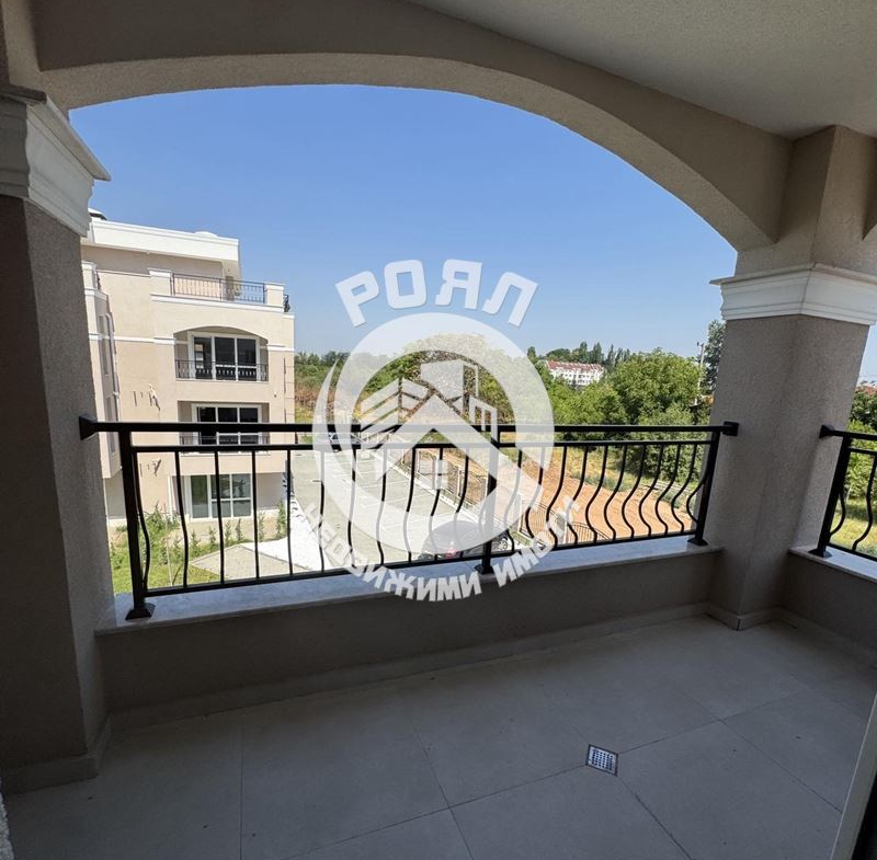 Роял имоти продава тристаен апартамент с АКТ 16 , Беломорски , Пловдив - 0