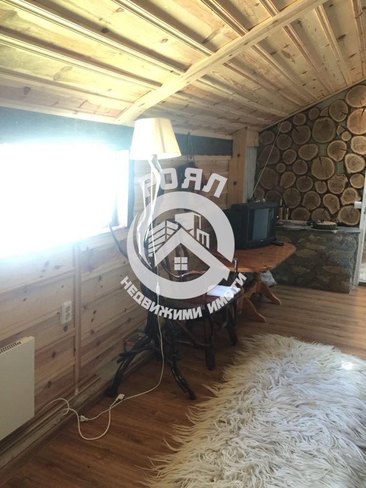 Роял имоти продава къща в с. Глогино, област Смолян - 0