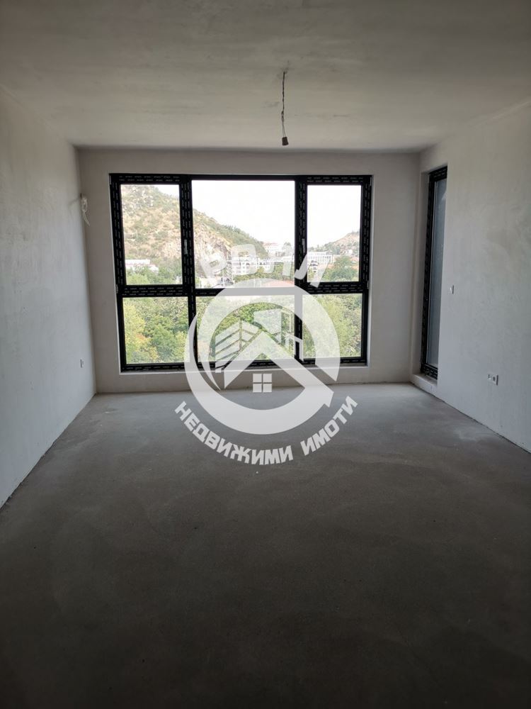 Роял имоти продава Ексклузивно многостаен апартамент, с акт 16, Кючук париж, Пловдив - 0