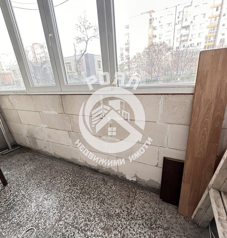 Роял Имоти продава тристаен апартамент, Център, Пловдив - 0