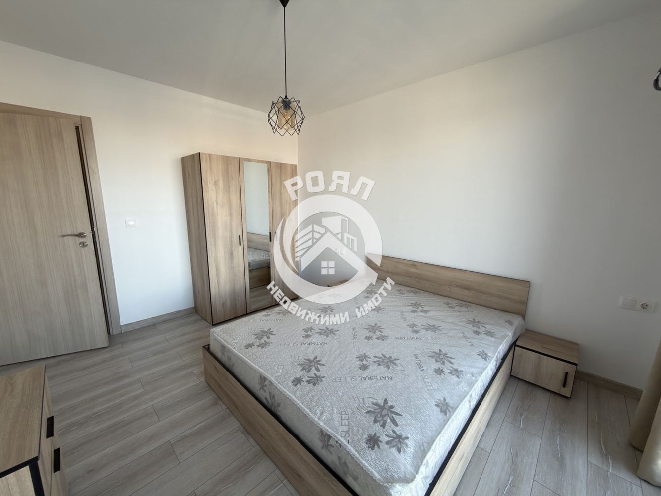 Роял Имоти отдава под наем тристаен апартамент в кв.Беломорски, Пловдив - 0