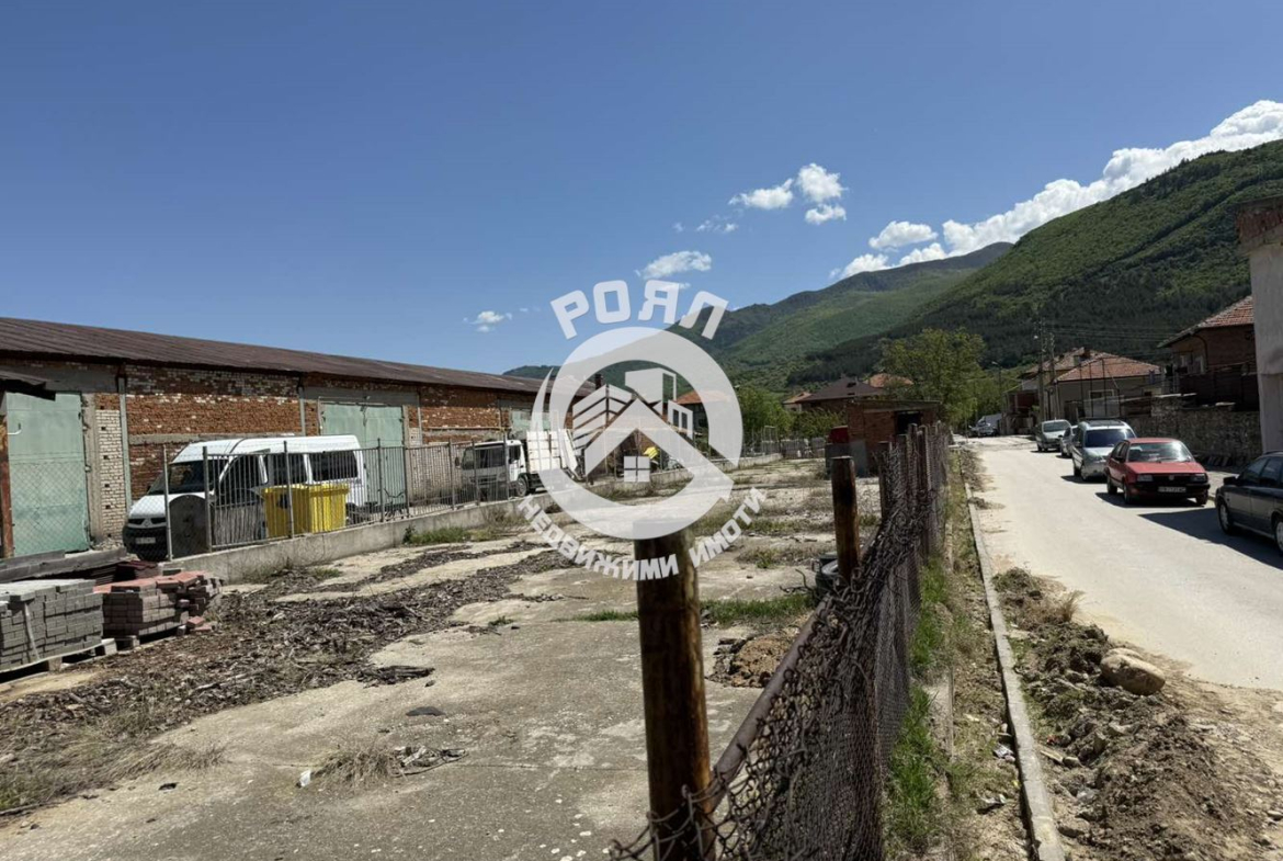 Роял Имоти продава Ексклузивно парцел за жилищно строителство в гр. Кричим - 0