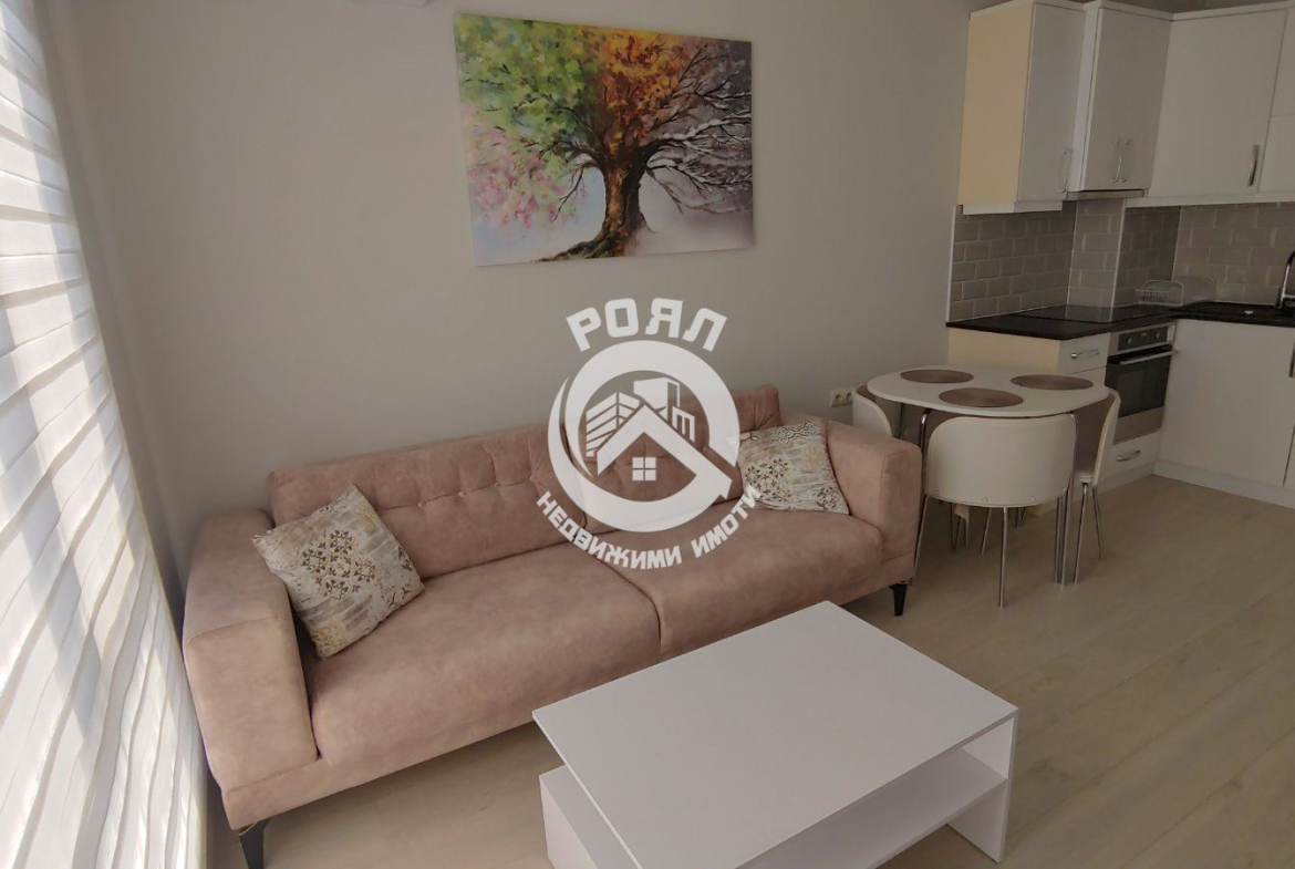 Роял имоти продава двустаен, обзаведен апартамент в кв Южен, Пловдив - 0