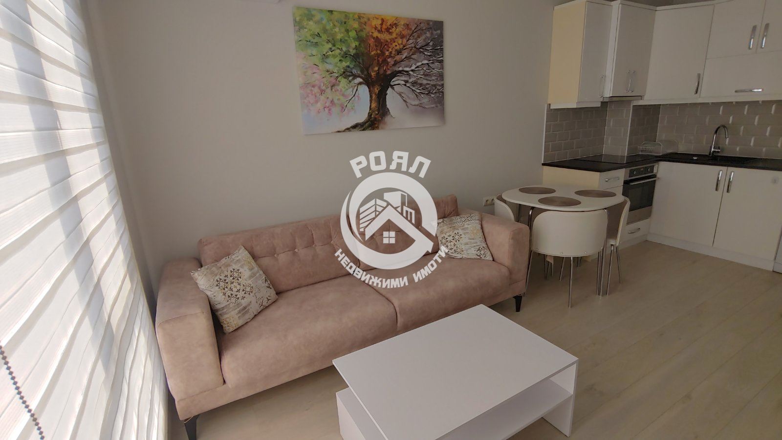 Роял имоти продава двустаен, обзаведен апартамент в кв Южен, Пловдив - 0