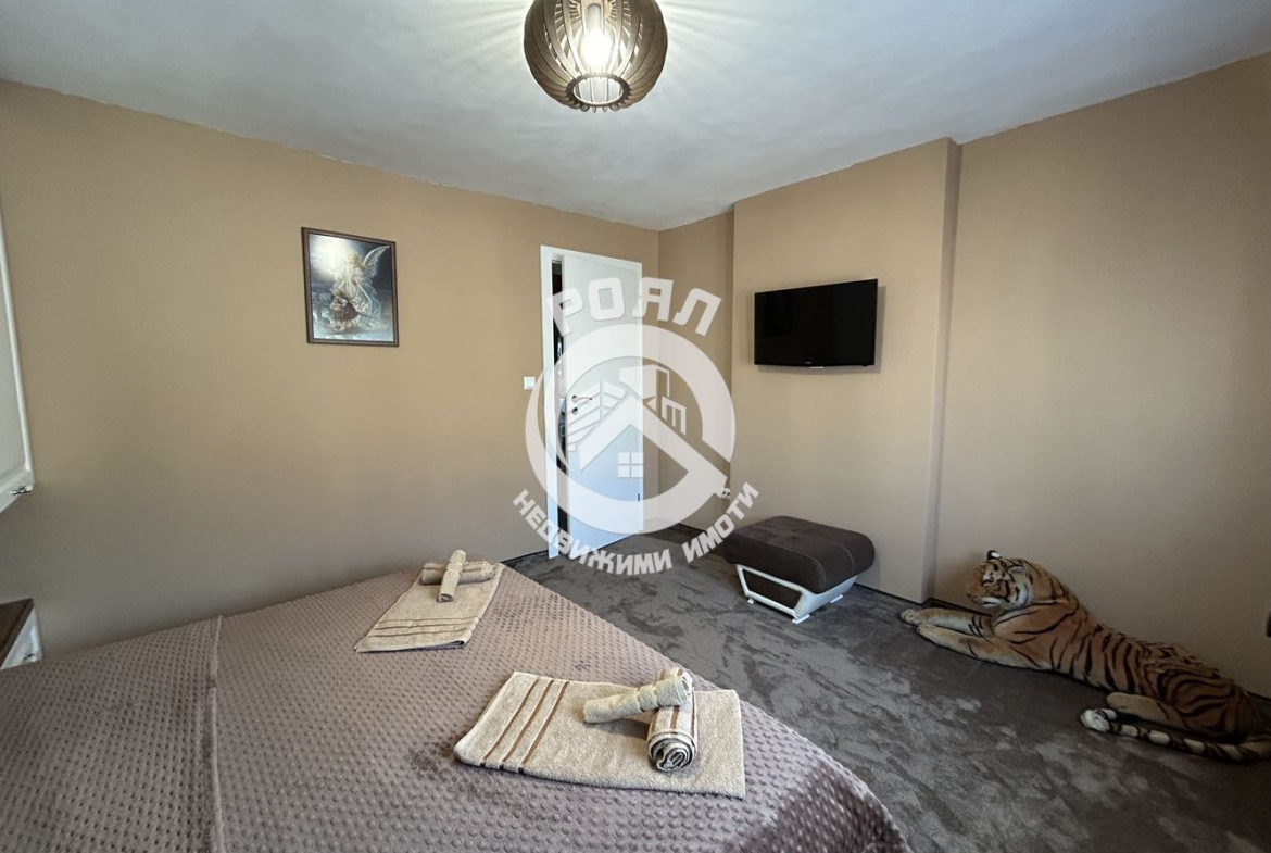 Роял Имоти продава Ексклузивно къща в гр.Копривщица - 0