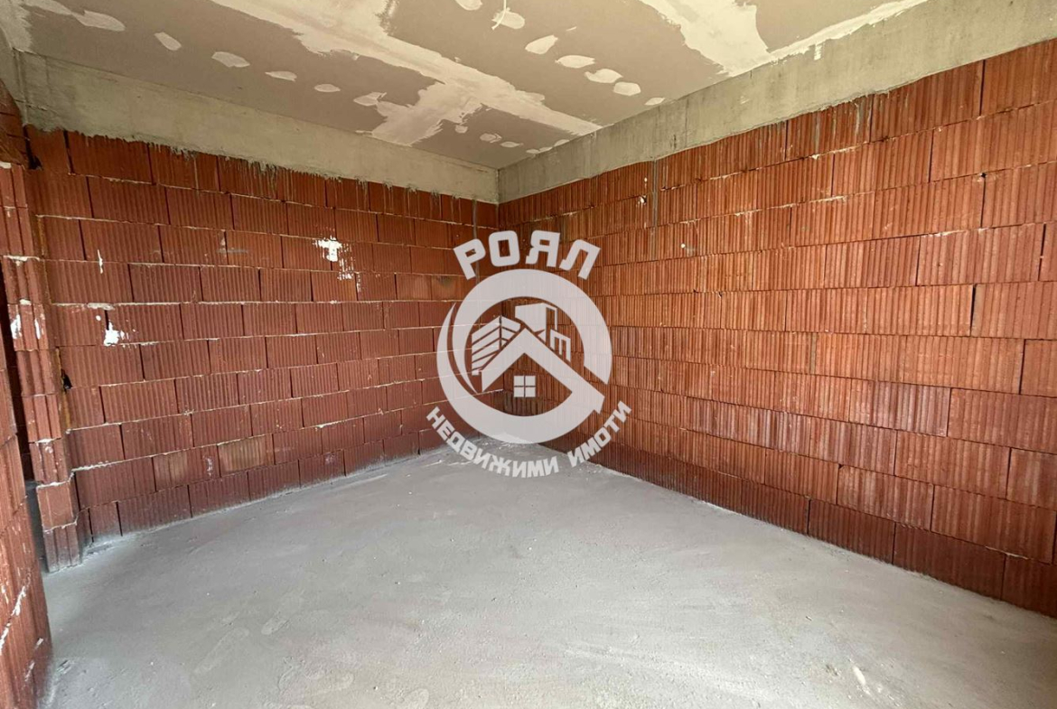 Роял Имоти предлага за продажба едноетажна къща в с. Оризари, област Пловдив - 0