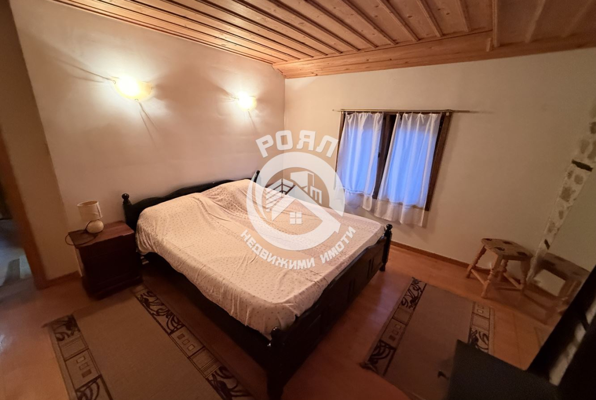 Роял Имоти продава самостоятелна къща за гости в с. Хвойна, област Смолян - 0