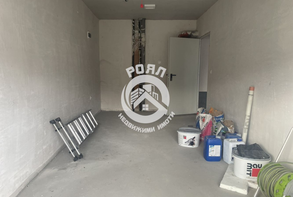 Роял имоти отдава под наем офис помещение, Пловдив, кв. Тракия - 0