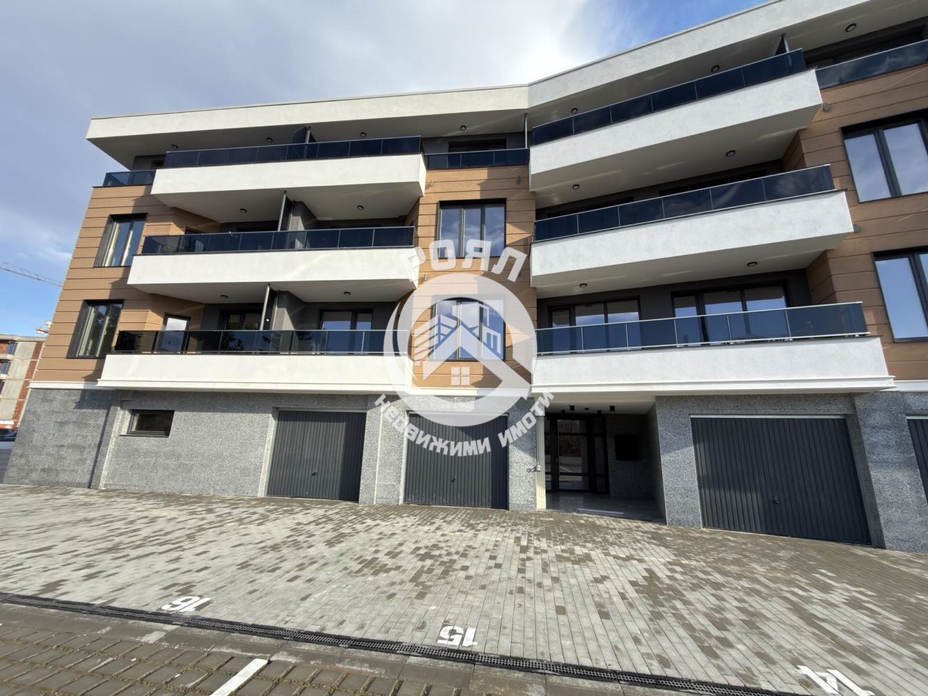 Роял Имоти продава двустаен апартамент в кв.Беломорски, гр.Пловдив - 0