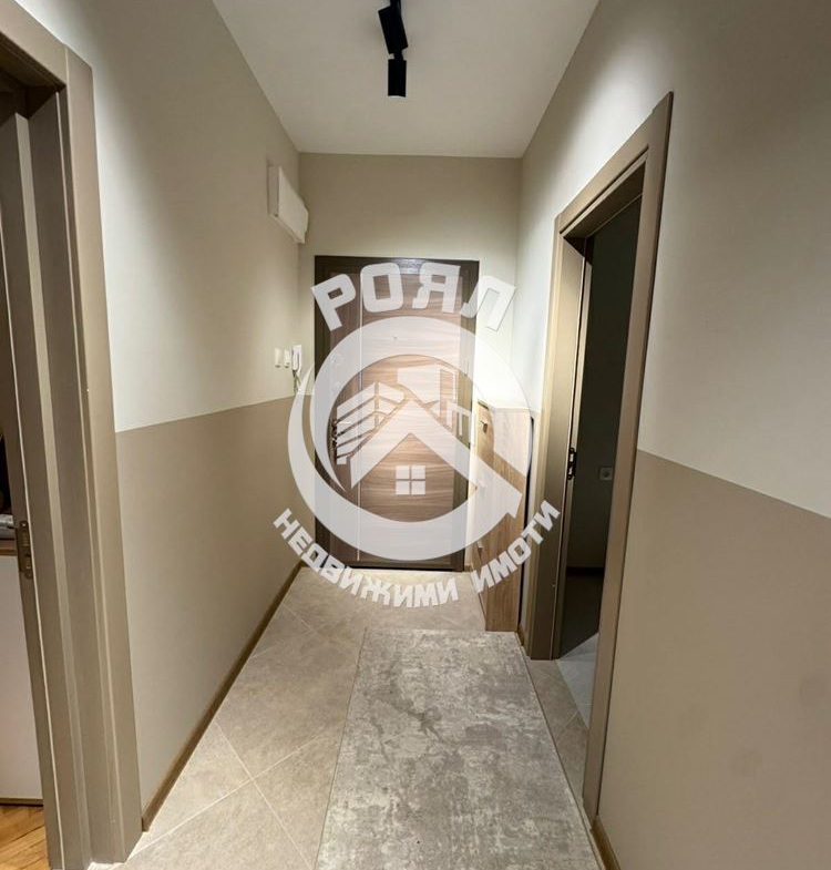 Роял Имоти продава Ексклузивно четиристаен апартамент, Смирненски, Пловдив - 0