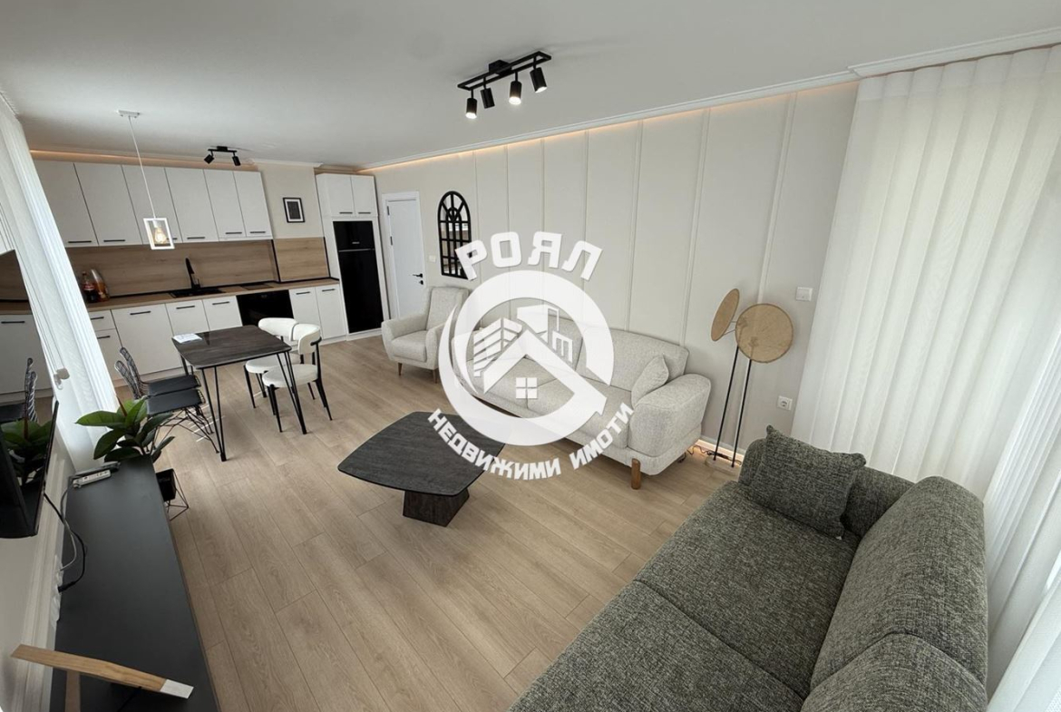 Роял Имоти продава нов, луксозно обзаведен, двустаен апартамент с гараж, Остромила, Пловдив - 0