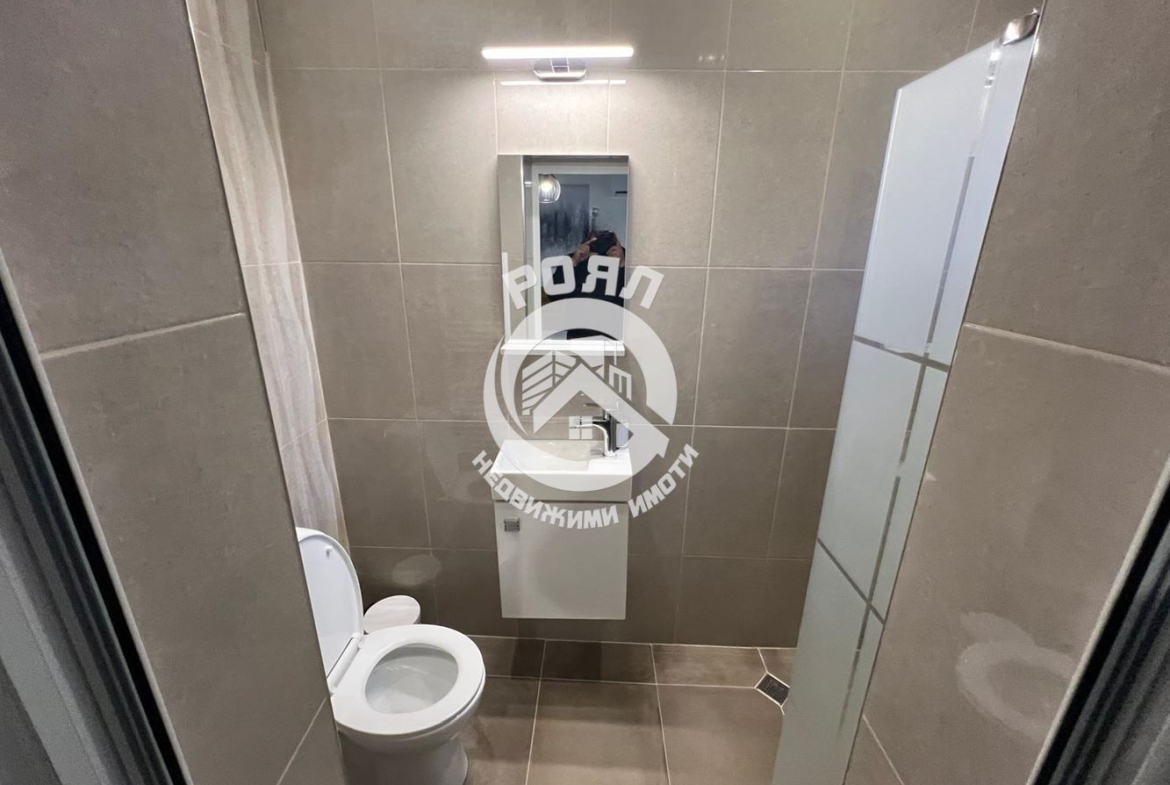 Роял имоти дава под наем къща в с.Браниполе - 0