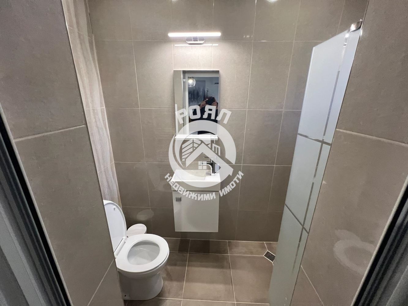 Роял имоти дава под наем къща в с.Браниполе - 0