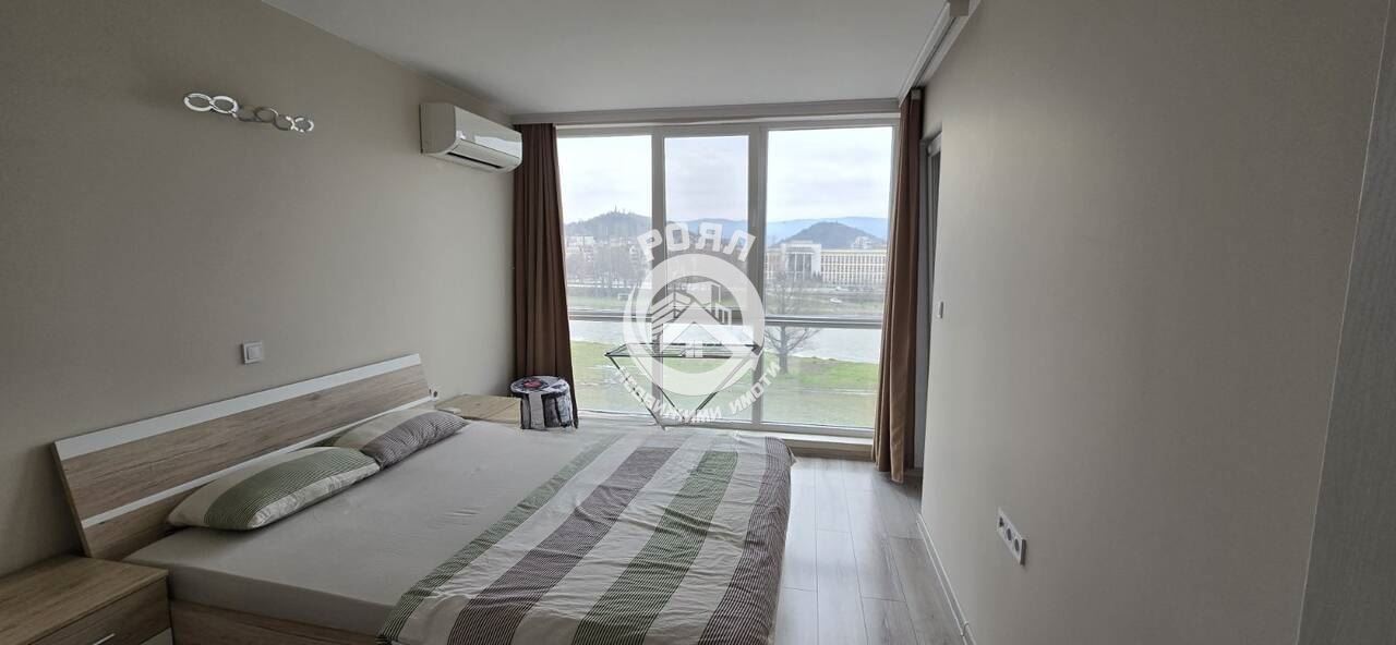 Роял имоти дава под наем 2-стаен апартамент,гр Пловдив,кв Кършияка - 0