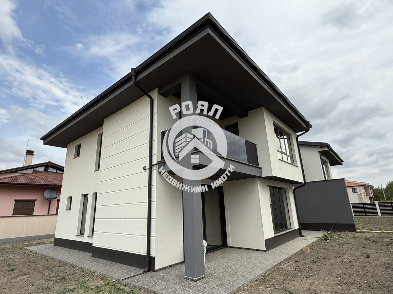 Роял имоти продава къща в кв Беломорски, Пловдив - 0