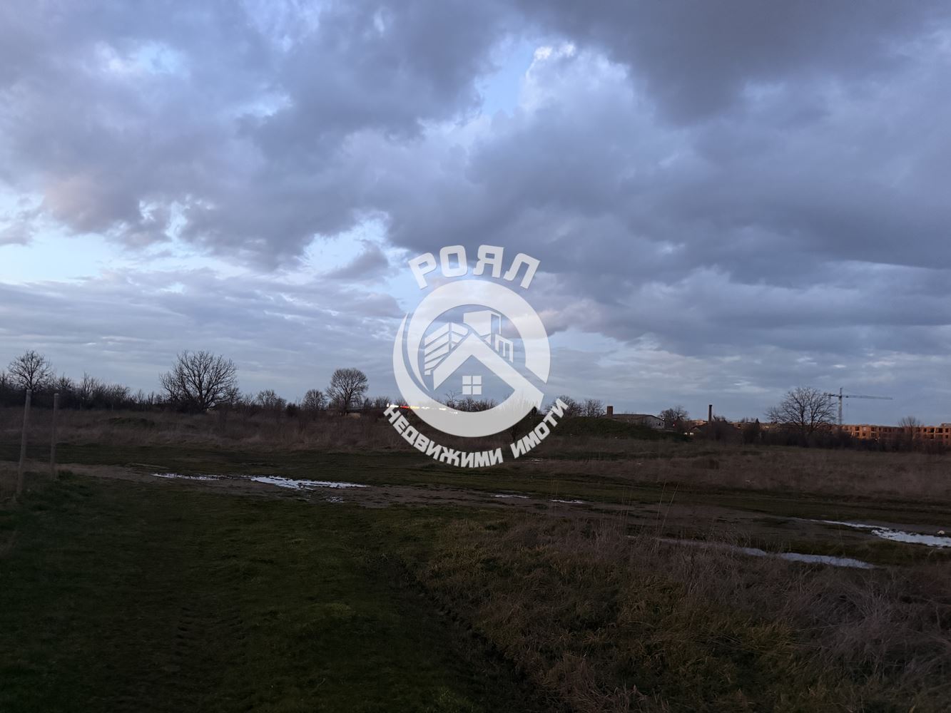 Роял имоти продава земеделски земя на втора линия Златитрап,Пловдив - 0