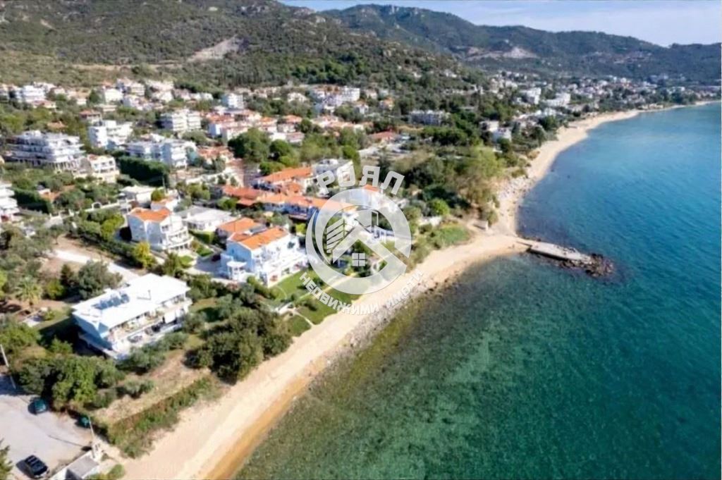 Къща на 50 м от плажа с възможност за два самостоятелни апартамента – Палио, Кавала - 0