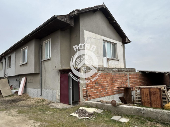 Роял Имоти продава къща в с.Радиново,обл.Пловдив - 0