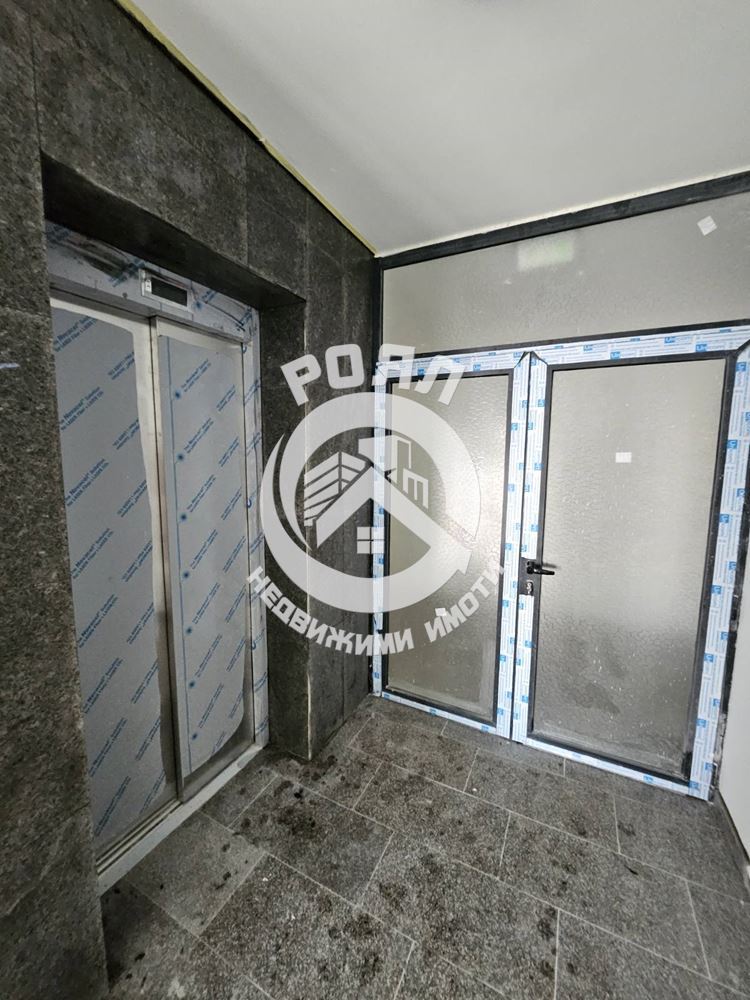 Роял имоти продава тристаен апартамент, с. Стряма - 0