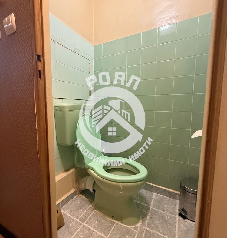 Роял имоти продава тристаен апартамент, Кючук Париж, Пловдив - 0