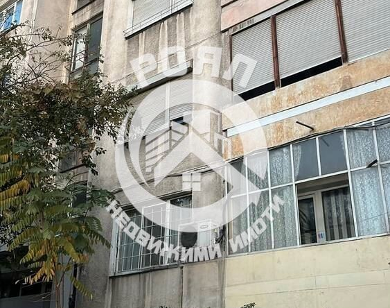 Роял имоти продава двустаен апартамент, кв.Изгрев, Пловдив - 0