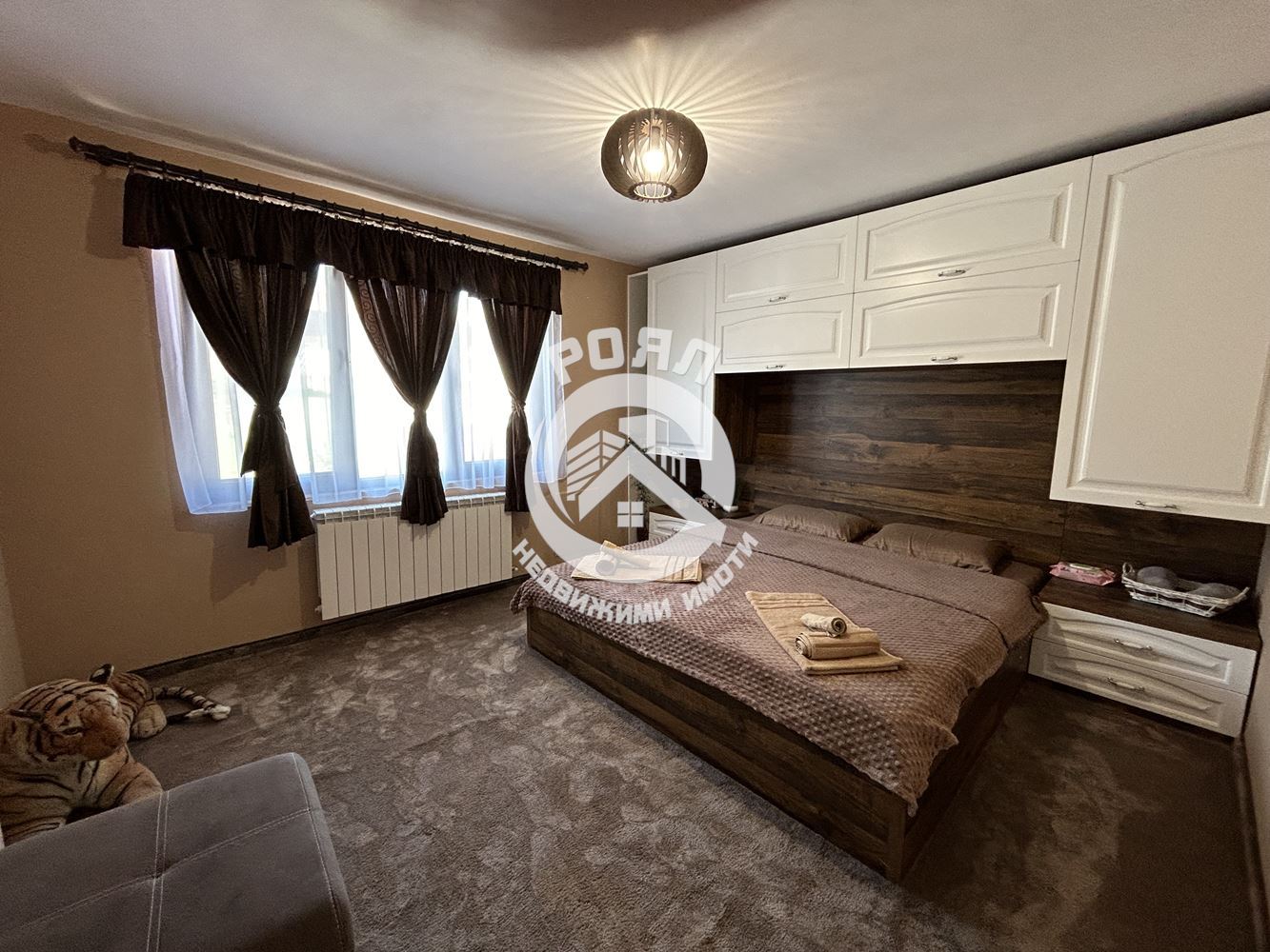 Роял Имоти продава Ексклузивно къща в гр.Копривщица - 0