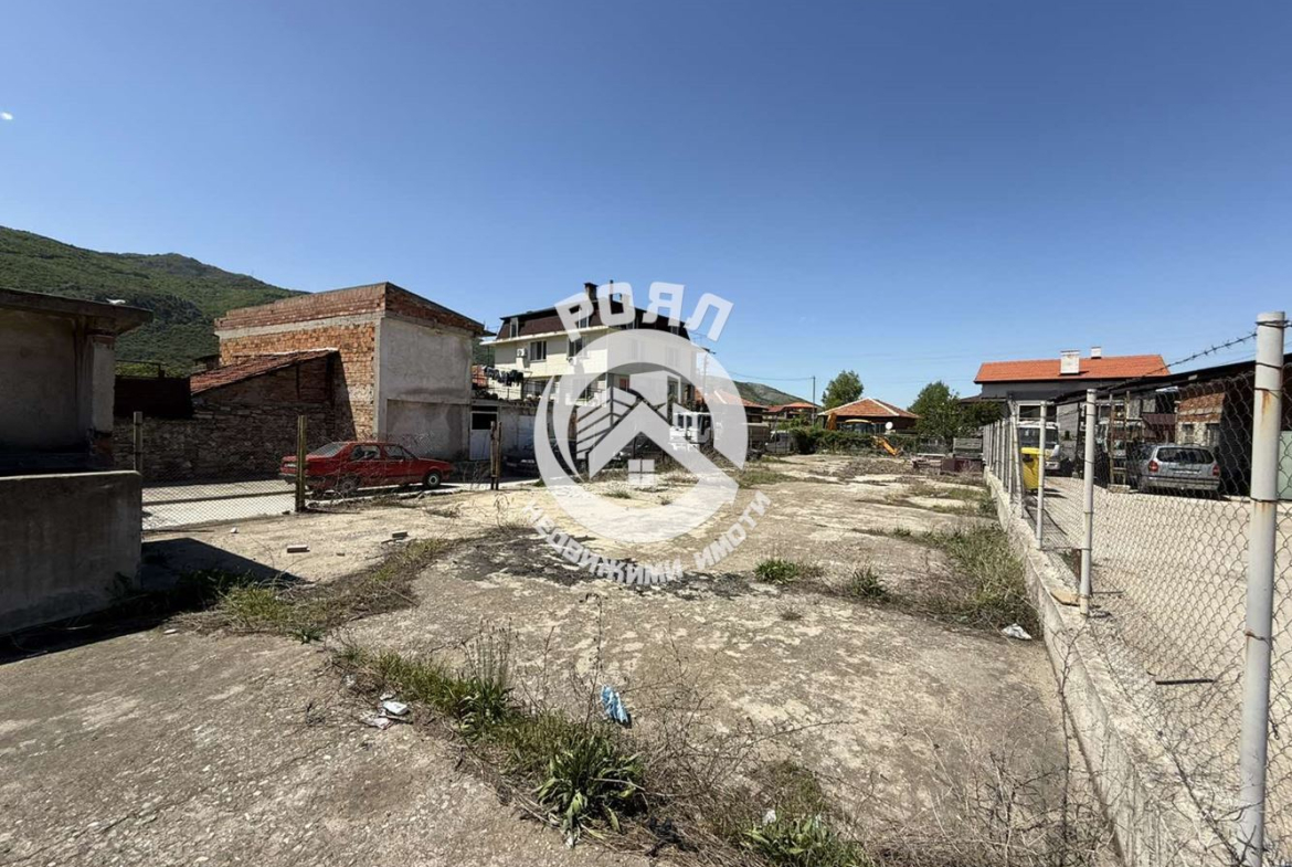 Роял Имоти продава Ексклузивно парцел за жилищно строителство в гр. Кричим - 0