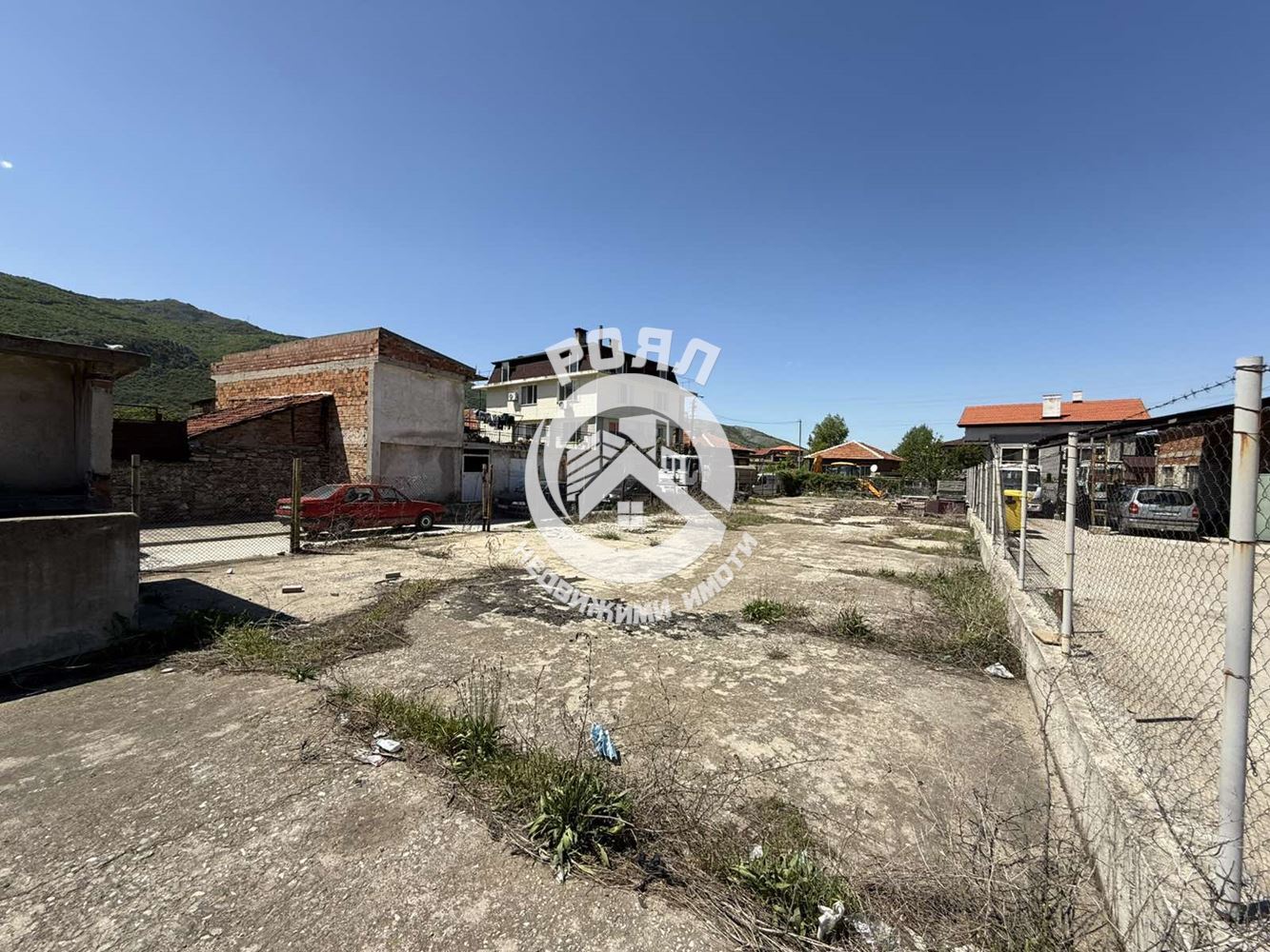 Роял Имоти продава Ексклузивно парцел за жилищно строителство в гр. Кричим - 0