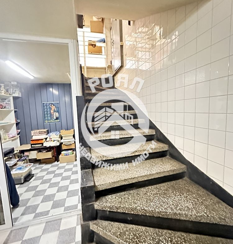 Роял Имоти отдава под наем оборудвана сладкарница в кв. Христо Смирненски, Пловдив - 0