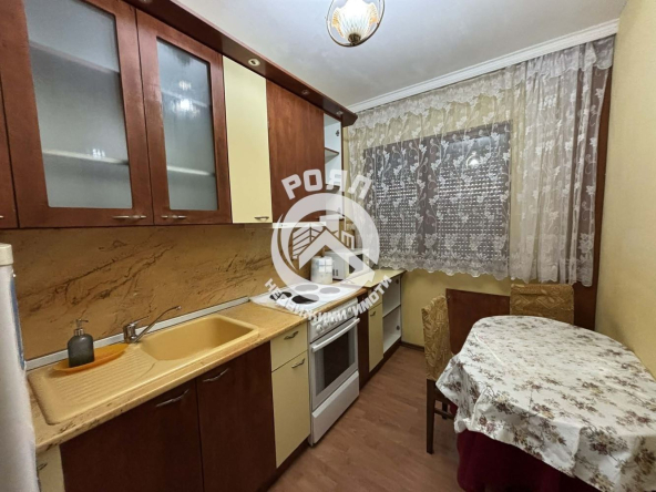 Роял Имоти продава ЕКСКЛУЗИВНО двустаен апартамент с три отделни помещения в кв. Южен, Пловдив - 0