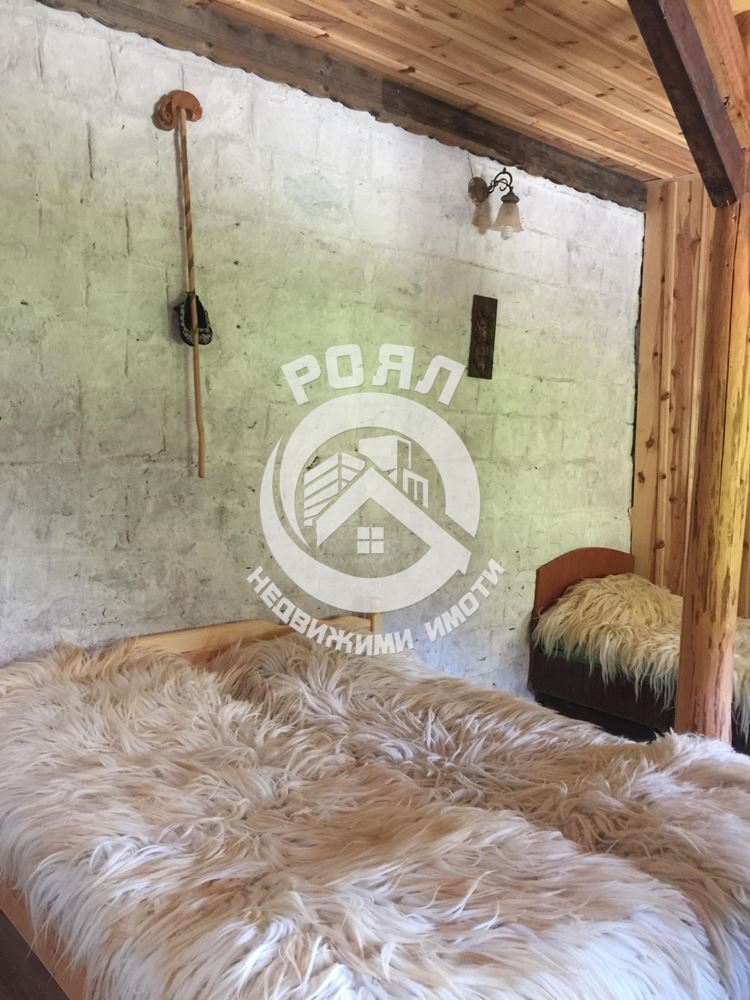 Роял имоти продава къща в с. Глогино, област Смолян - 0