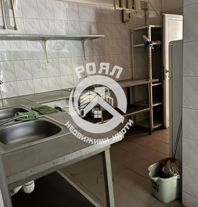 Роял Имоти продава Заведение - Ресторант в кв.Христо Смирненски, Пловдив - 0