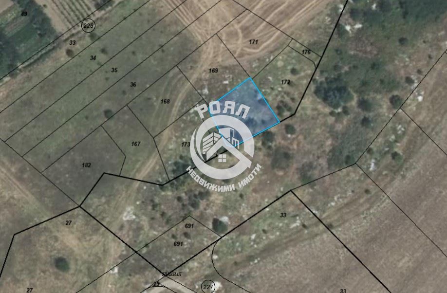 Роял Имоти продава парцел УПИ, кв.Прослав ,гр.Пловдив - 0