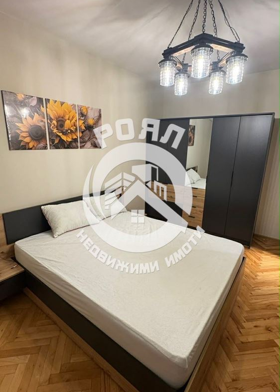 Роял Имоти продава Ексклузивно четиристаен апартамент, Смирненски, Пловдив - 0