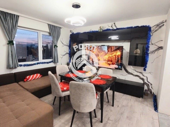 Роял Имоти продава самостоятелна къща в с.Цалапица - 0