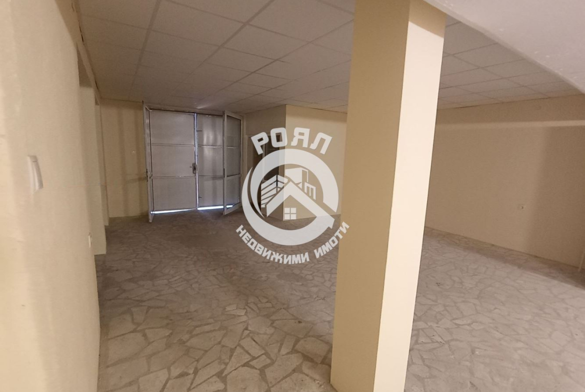 Роял имоти продава промишлено помещение/ склад, кв.Гагарин,Пловдив - 0