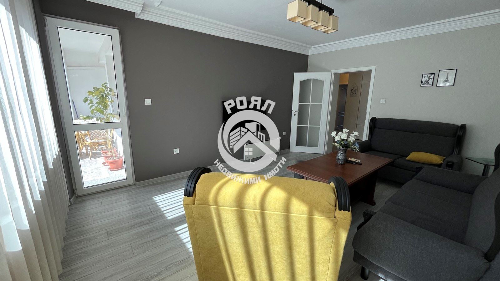 Роял Имоти отдава под наем четитистаен апаркамент в кв.Каменица - 0